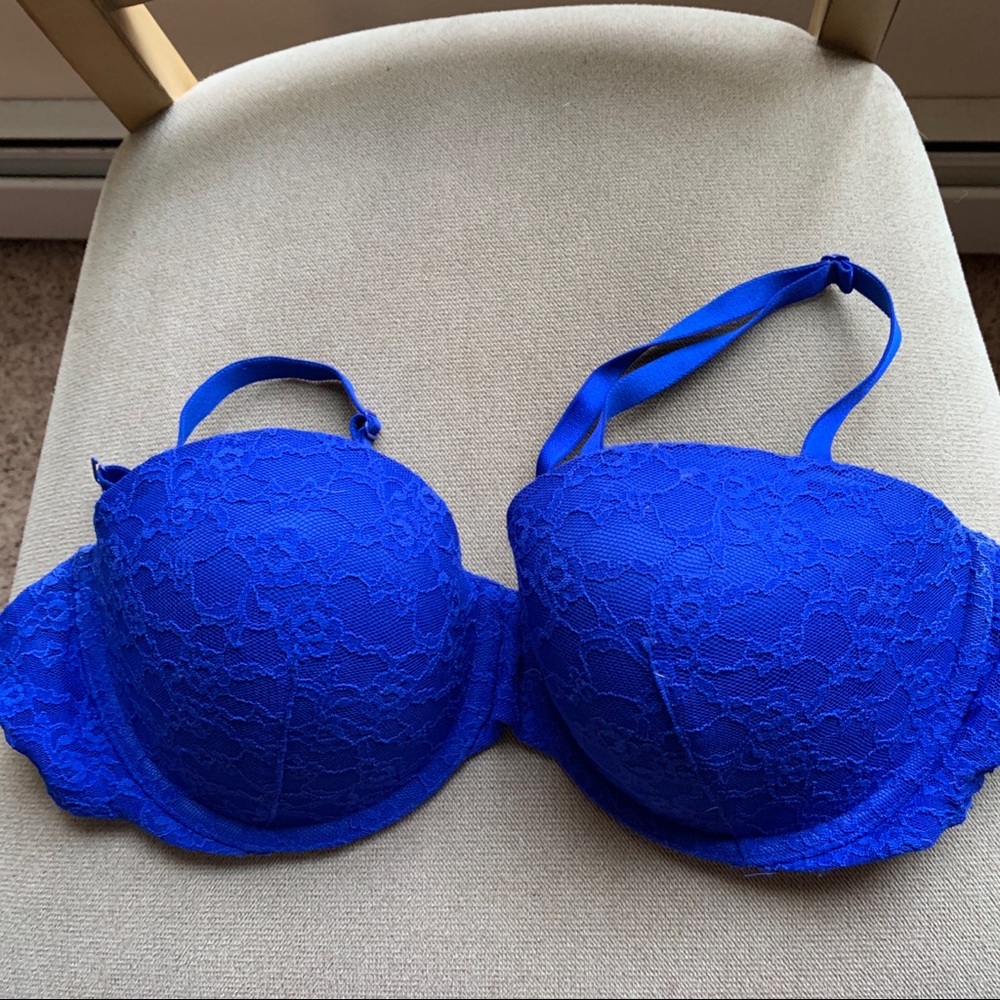 Victoria Secret “Multi-Way/MultiOption” Bra